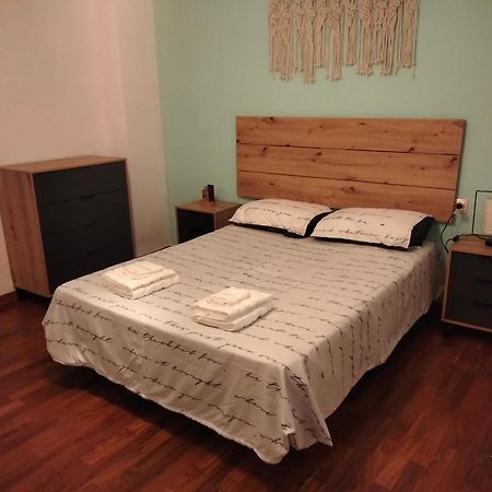 Delsan Apartment ลีนาเรส ภายนอก รูปภาพ