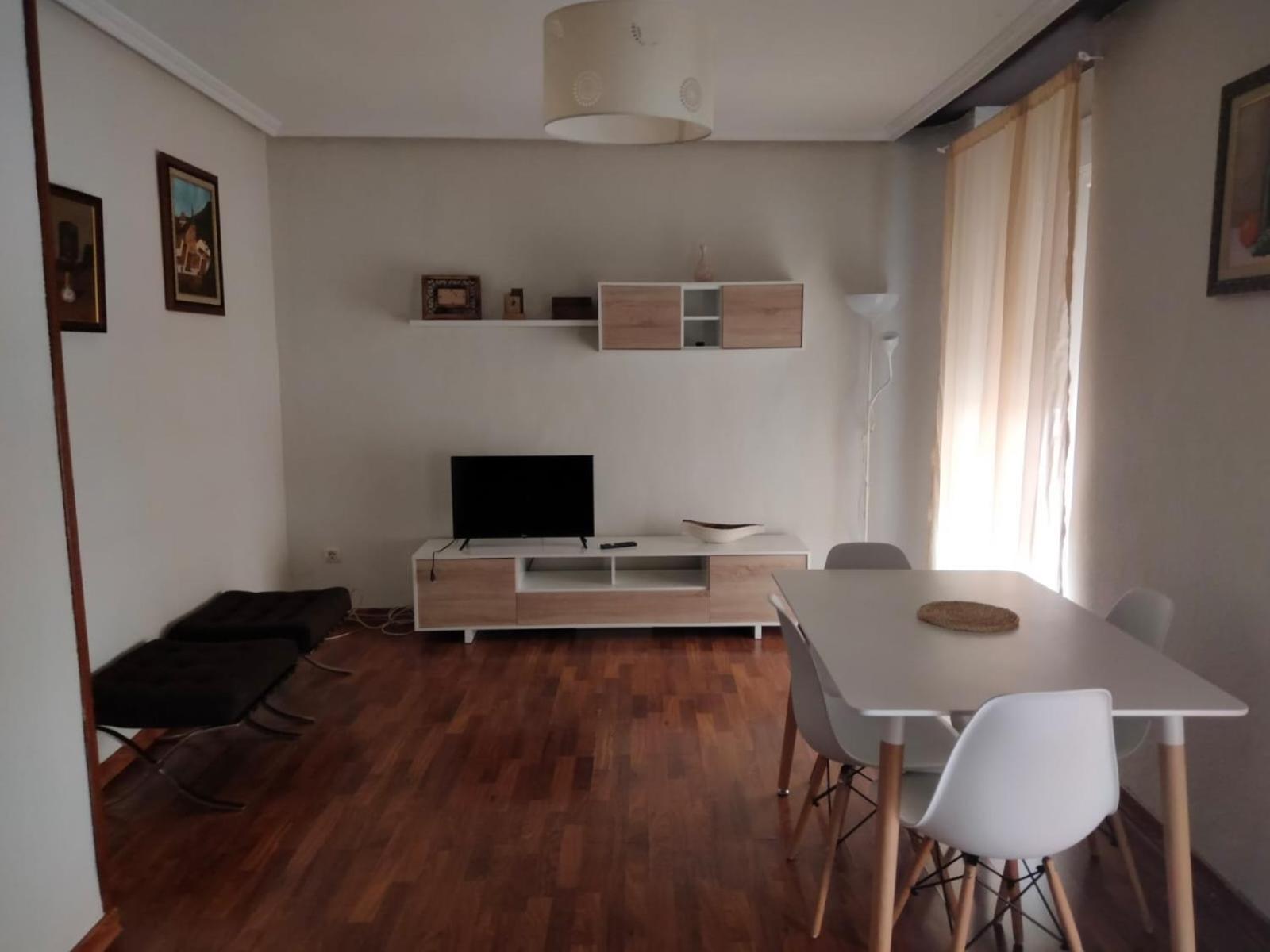 Delsan Apartment ลีนาเรส ภายนอก รูปภาพ